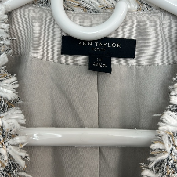 Ann Taylor Tweed Long Blazer with Fringed Edges and Front Patch Pockets. EUC - Picture 2 of 11